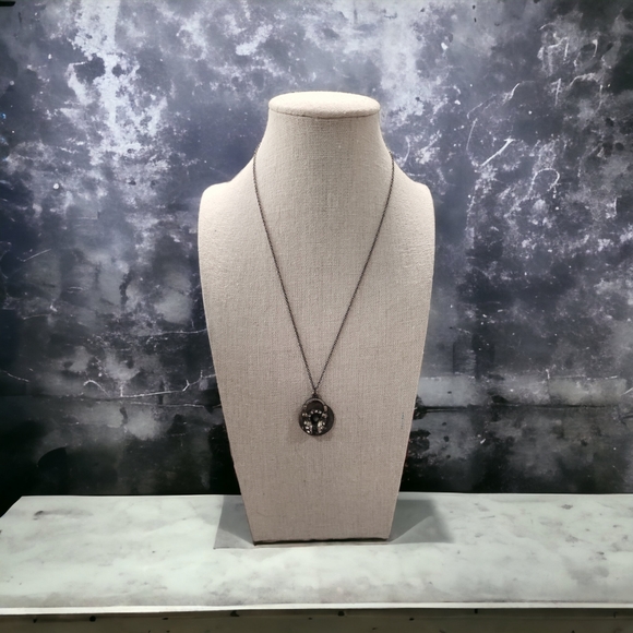 Record and Headphones Necklace with Crystals - Picture 2 of 4